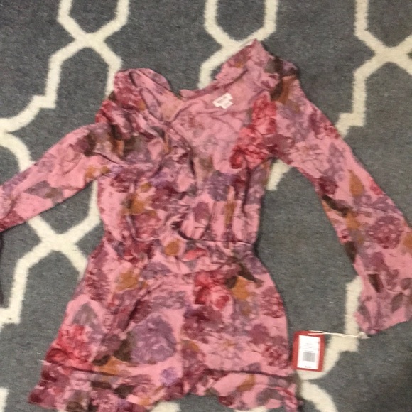 Long sleeve flowery romper - Picture 1 of 1